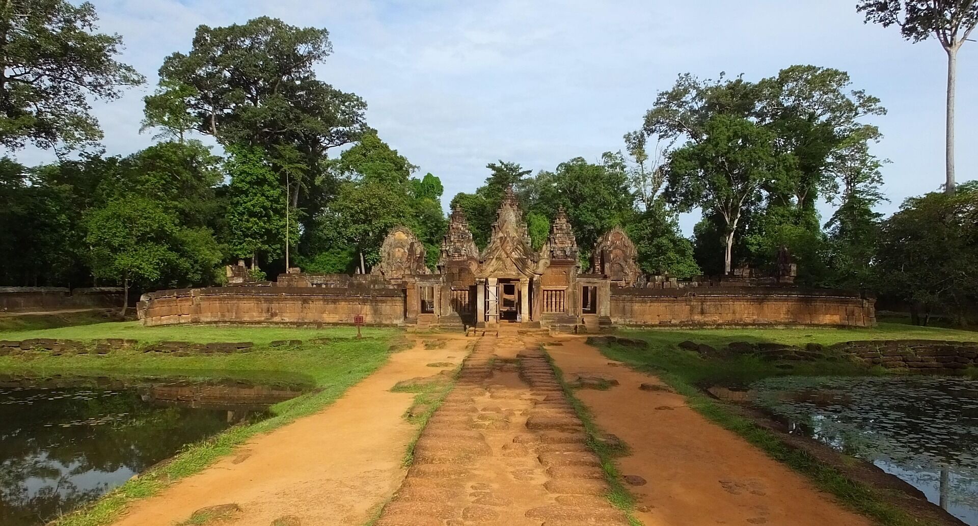 Immerse in Siem Reap’s vibrant Khmer heritage